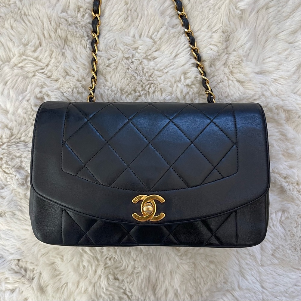 Chanel Diana Small bag